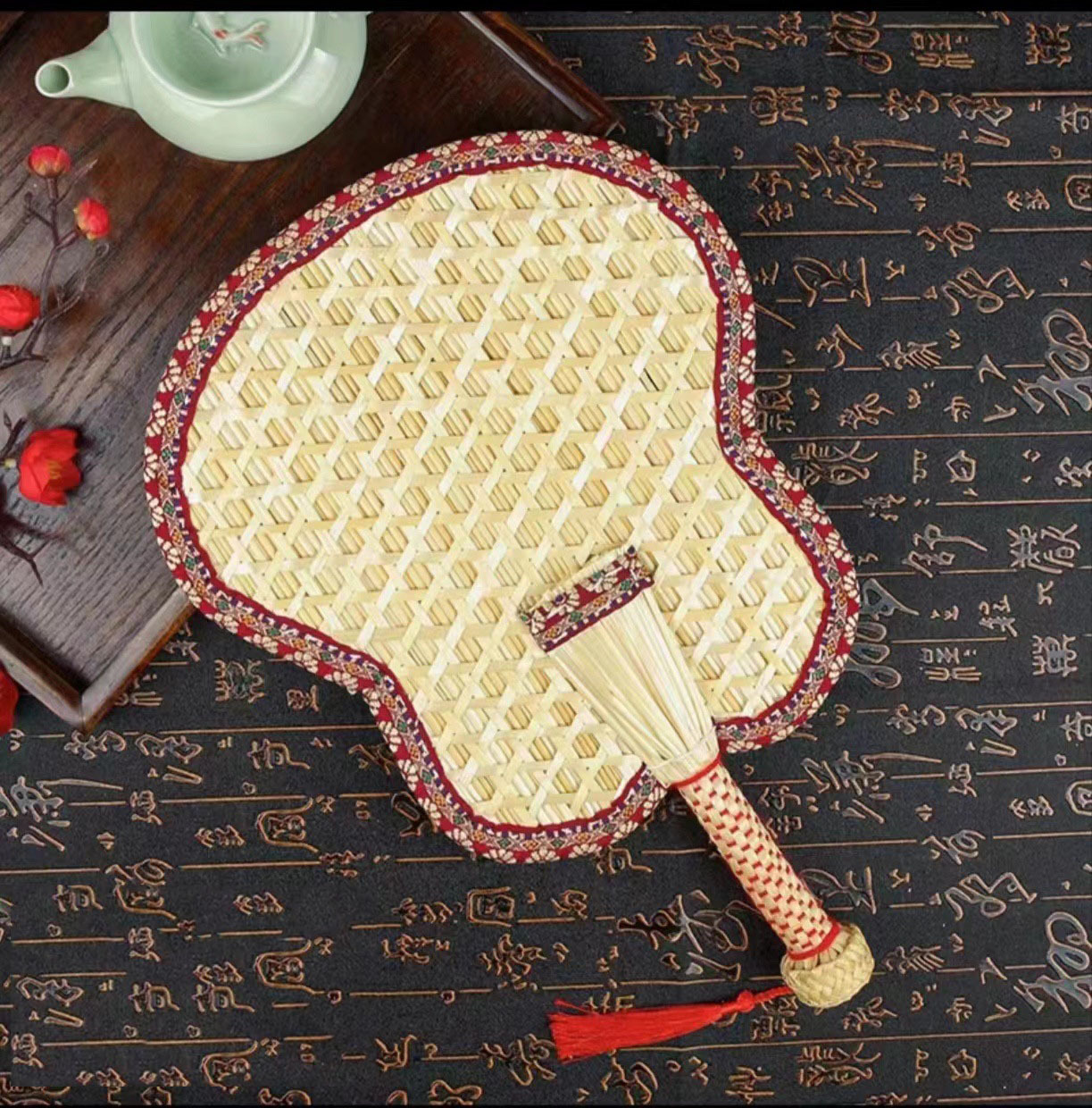 Beat the Heat in Style with Our Handwoven Raffia Fan – A Blend of Tradition and Comfort!