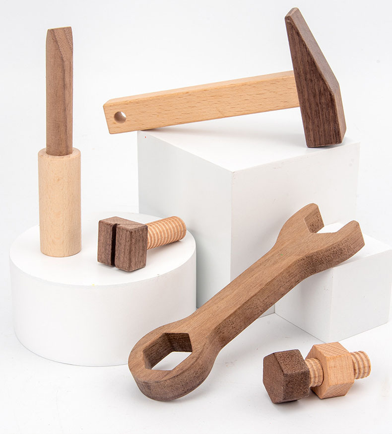 Master Craftsman Junior: Engage Your Child with Our Wooden Screwdriver Puzzle Toy Toolkit!