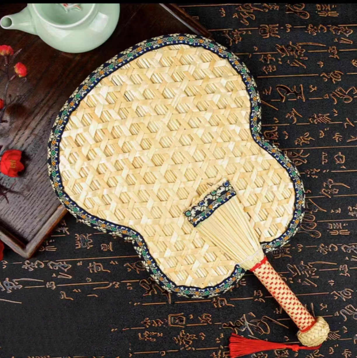 Beat the Heat in Style with Our Handwoven Raffia Fan – A Blend of Tradition and Comfort!