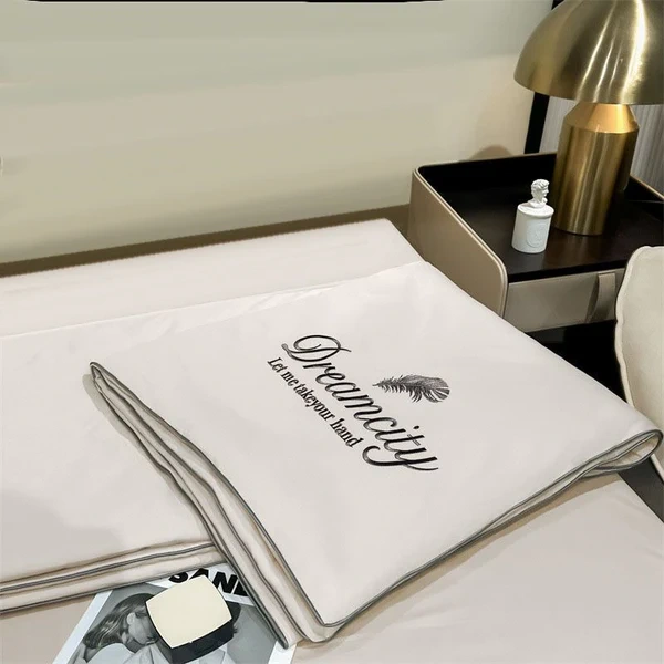 🔥SUMMER HOT SALE 🔥49% OFF Summer Simple Ice Silk Quilt