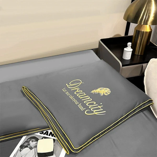 🔥SUMMER HOT SALE 🔥49% OFF Summer Simple Ice Silk Quilt