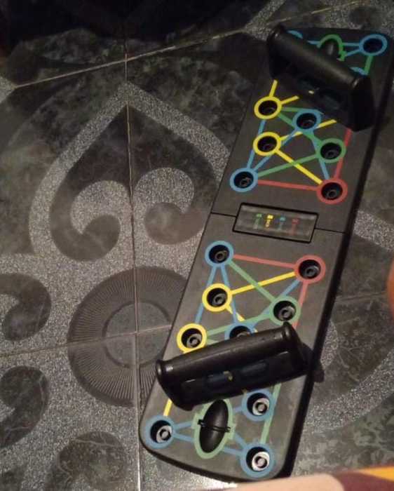 Push Up Table, push-ups and exercises
