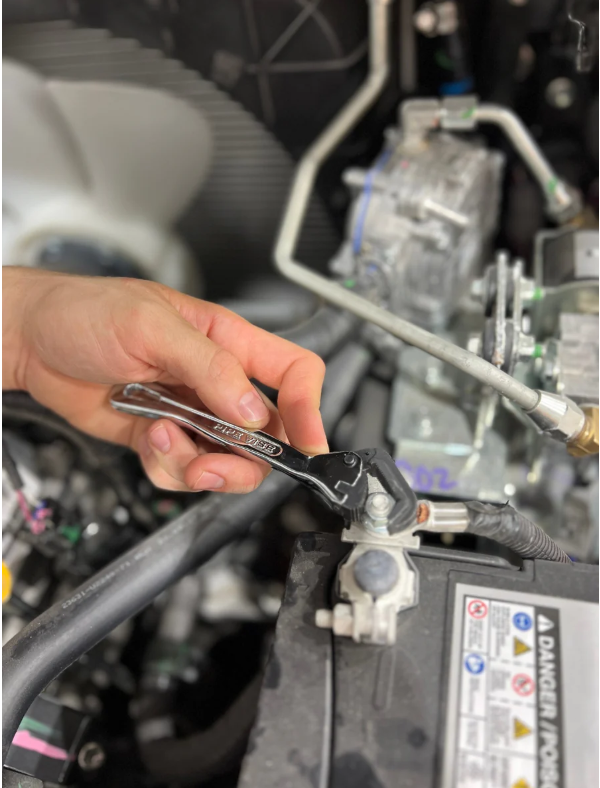 🔥Stock Running Low🔥 Self-Adjusting Wrench