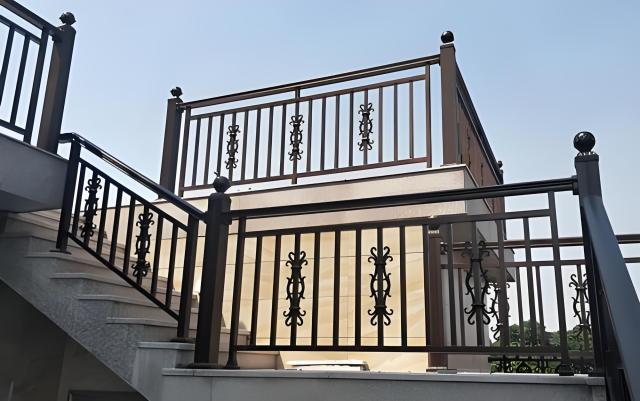 American Style Aluminum Fence