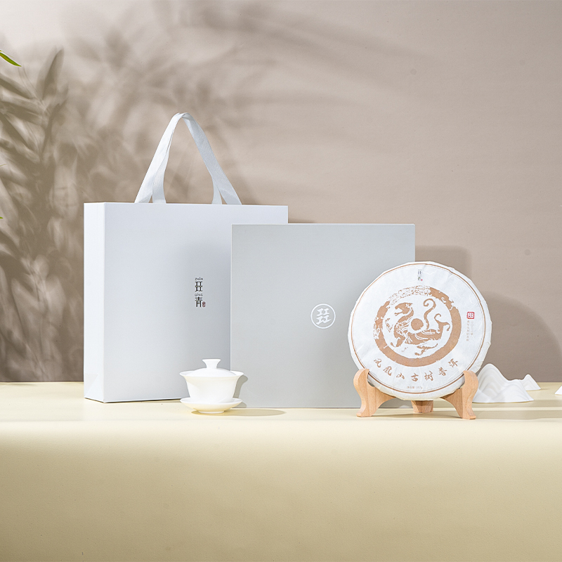 Phoenix Mountain Arbor Ancient Tree Pu'er 2022 | Year of the Tiger Edition | 357g Cake Tea | 200 years old Tree | Pure Material | Gift Box