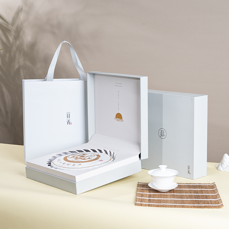 Phoenix Mountain Arbor Ancient Tree Pu'er 2022 | Year of the Tiger Edition | 357g Cake Tea | 200 years old Tree | Pure Material | Gift Box
