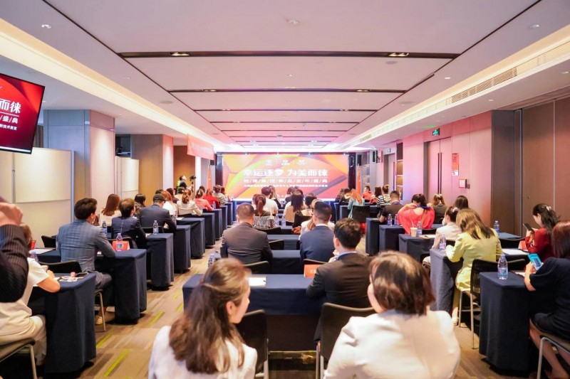 May mắn theo đuổi ước mơ làm đẹp