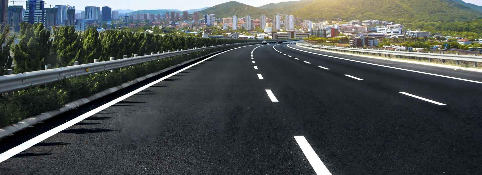 AASHTO M249 thermoplastic road marking paint used on highway project