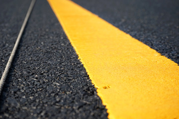 Yellow Thermoplastic Road Marking Paint that Performs Well
