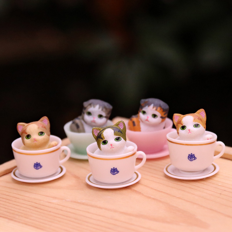 Hotsale Cute Mini Tea Cup Orange Cat Doll Ornaments Plastic Creative Petty Cat Desktop Cake Decoration