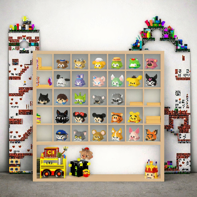 Mini 1:8 Scale Building Block Kit Plastic Cartoon Character Animals Model Educational DIY Games Toys for Children