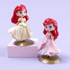 Wholesale 3D posket princess Cinderella Figures big eyes Queen PVC Figurines anime doll toy for birthday cake topper