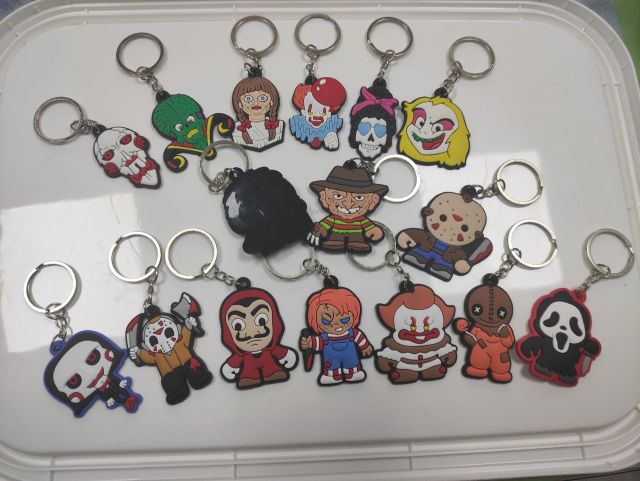Factory Direct Customized Ready to Ship Wholesale Ring 2D Rubber Key Chain Halloween Horror Movie Soft PVC Keychain