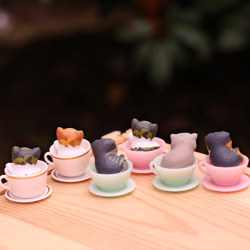 Hotsale Cute Mini Tea Cup Orange Cat Doll Ornaments Plastic Creative Petty Cat Desktop Cake Decoration