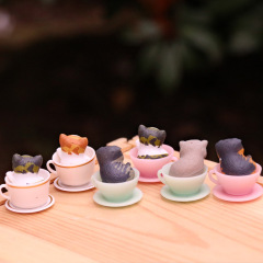Hotsale Cute Mini Tea Cup Orange Cat Doll Ornaments Plastic Creative Petty Cat Desktop Cake Decoration