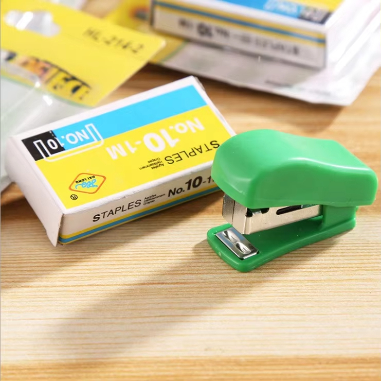 New Hotsale Design Colorful Polyester Staple Mini Plastic Stapler Set for Office and School