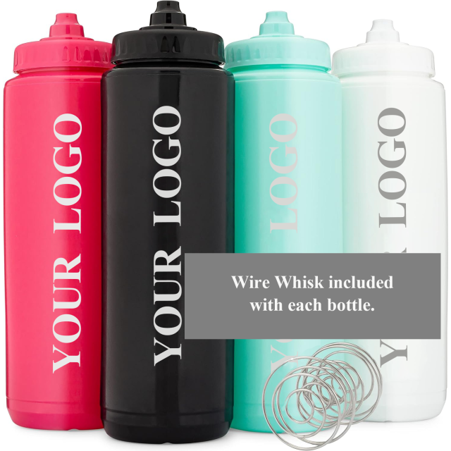Hot Selling Outdoor Sports Water Bottle 32 oz Squeeze Water Bottle Cycling Water Bottle With Spherical Mixer Travel Drinking Set