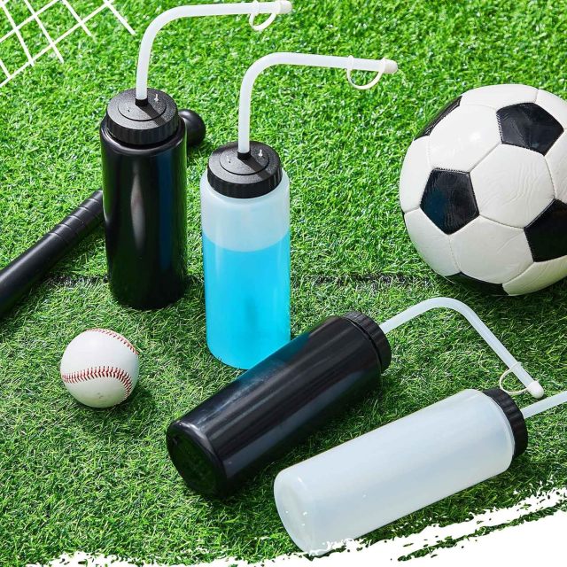 Promotional Custom Squeeze Bottle with logo Plastic Sports Bottle Outdoor Sports Ice Hockey Sports Water Bottle