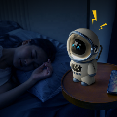 2025 New Style Astronaut Design Wireless BT Speaker FM Radio TF Card LED Table Lamp Gift Sleeping Help Night Light