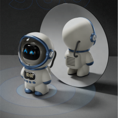 2025 New Style Astronaut Design Wireless BT Speaker FM Radio TF Card LED Table Lamp Gift Sleeping Help Night Light