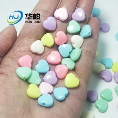 11*12 مللي متر معكرون اللون على شكل قلب خرز أكريليك لصنع المجوهرات