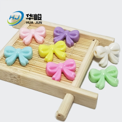 Papillon in plastica con perline a farfalla da 20 x 16 mm con foro