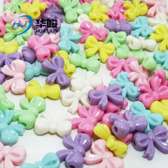 Papillon in plastica con perline a farfalla da 20 x 16 mm con foro