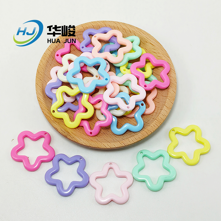 Llavero colgante DIY con forma de estrella de cinco puntas hueca de acrílico con orificio para colgar de 30 mm