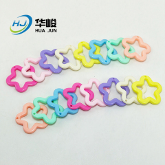 Llavero colgante DIY con forma de estrella de cinco puntas hueca de acrílico con orificio para colgar de 30 mm