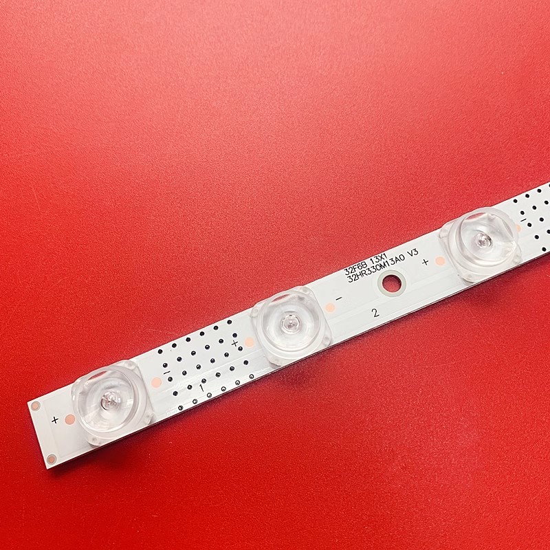 30pcs LED Backlight strip For 32s615 32r5500 32rs520 32s5200 32s615 32HR330M13A0 13LED