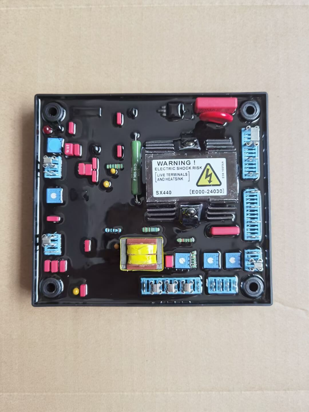 AVR SX440