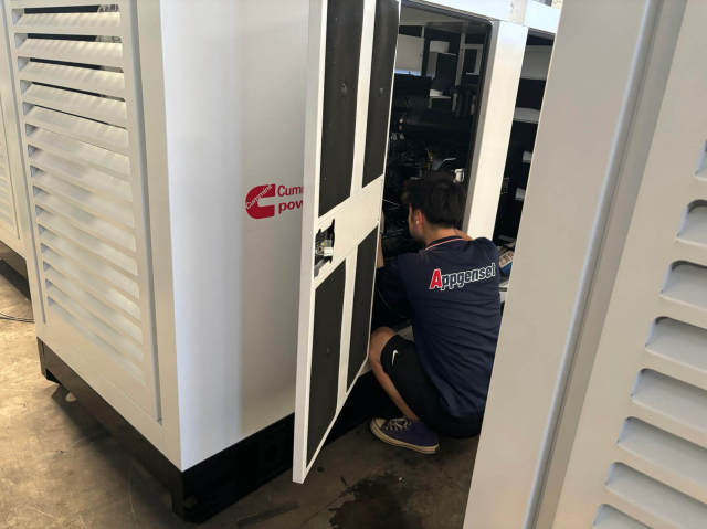 200KVA 160KW silent diesel generator 60HZ