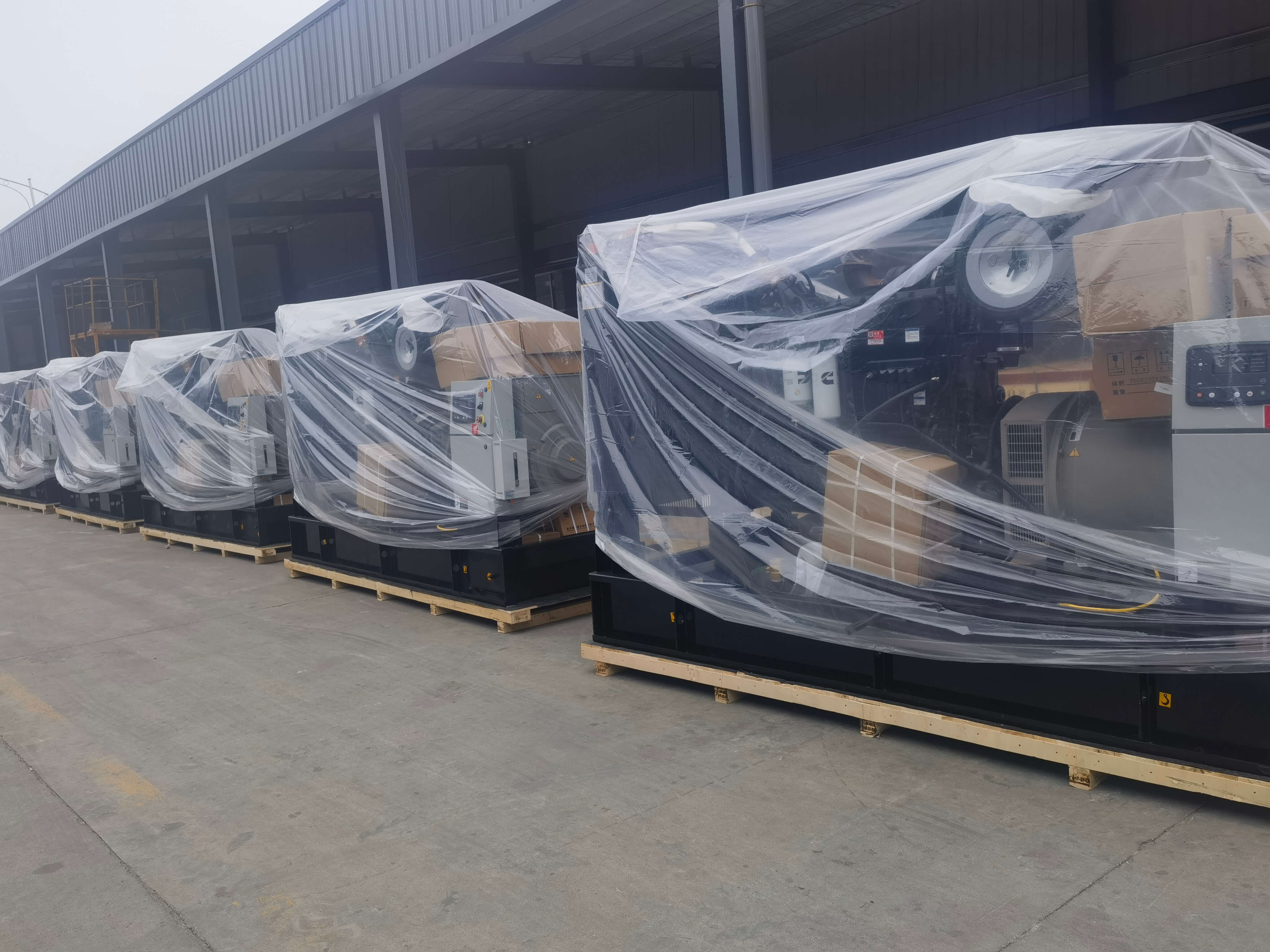 400kw 500KVA CUMMINS DIESEL GENERATOR (550kva standby ) 50HZ