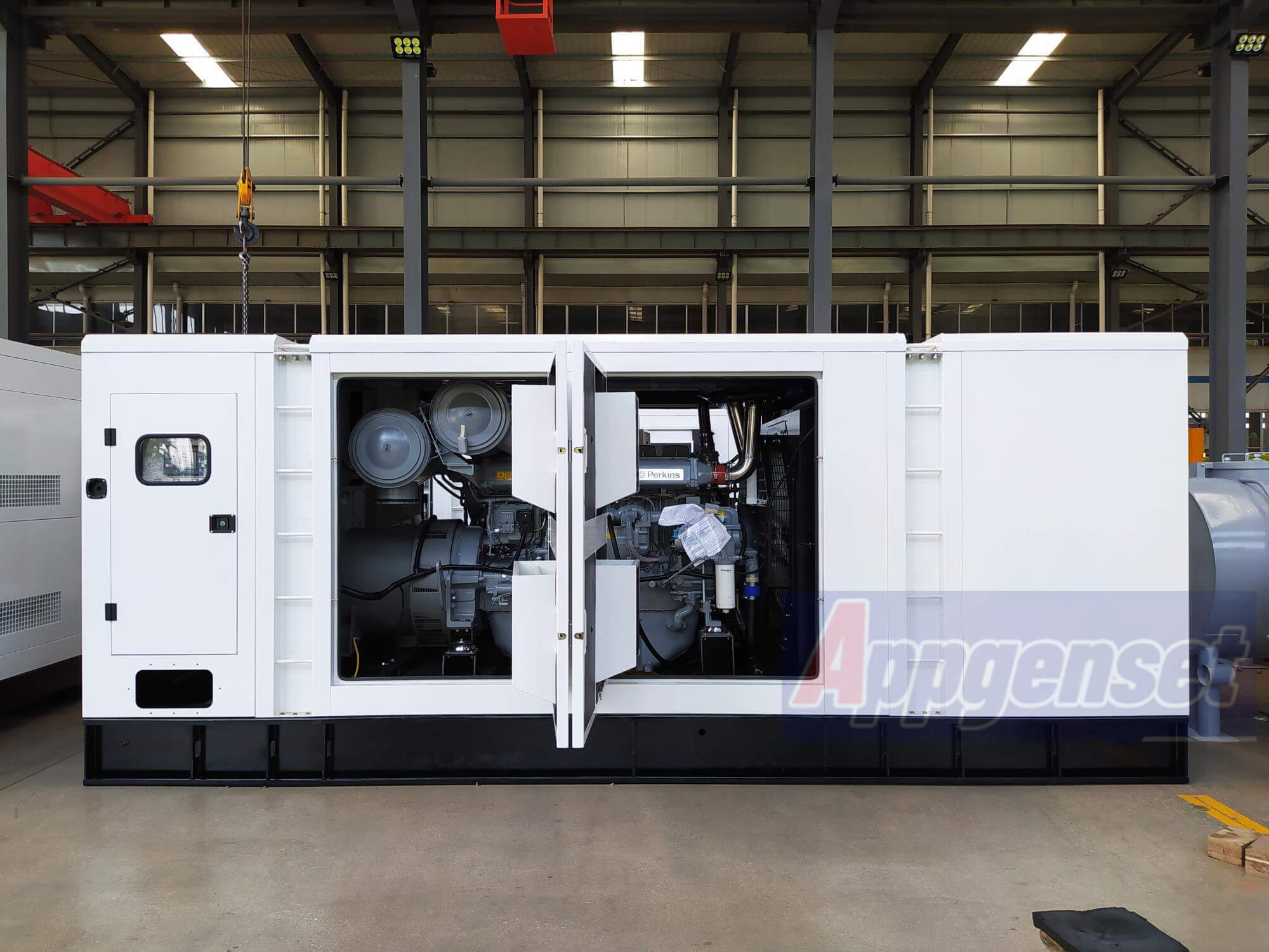 perkins soundproof generator 640kw