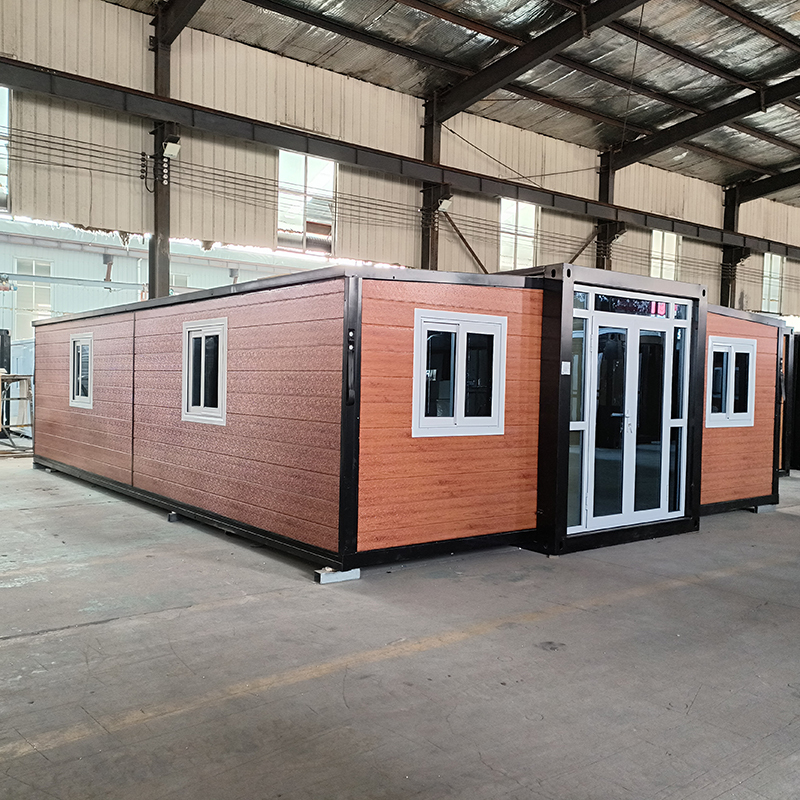 30ft Expandable House Red Wall Panel