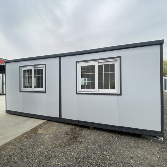 20ft Expandable House With Entry Awning