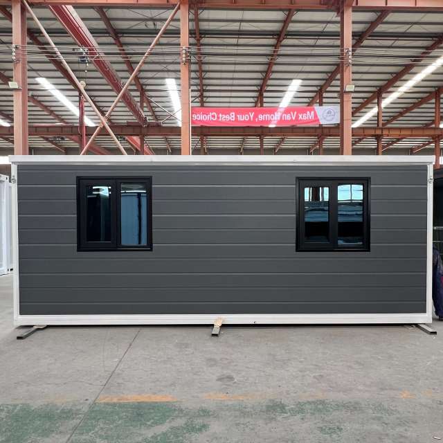 20ft Expandable House Gray Siding With Two Bedrooms And One Bathroom