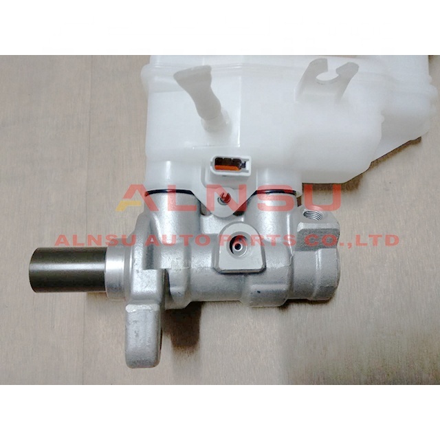 Brake master cylinder for C11X D6010-EL01A