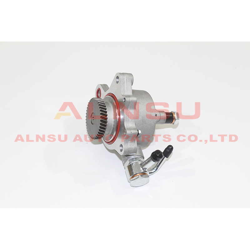 Vacuum pump for 14650-7T401 14650-7T40A D22 Y61 TD25 TD27 QD32