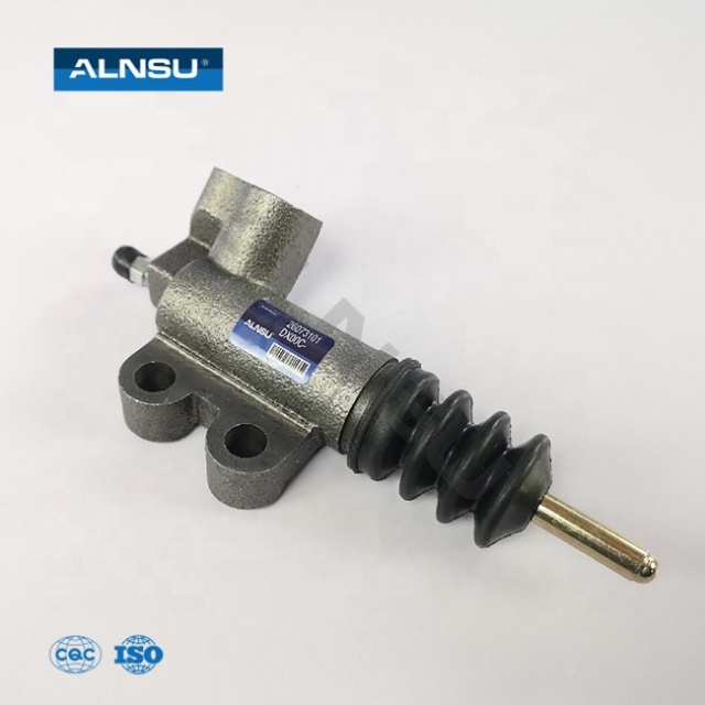 Clutch slave cylinder for Nissan TD42 30620-VB000