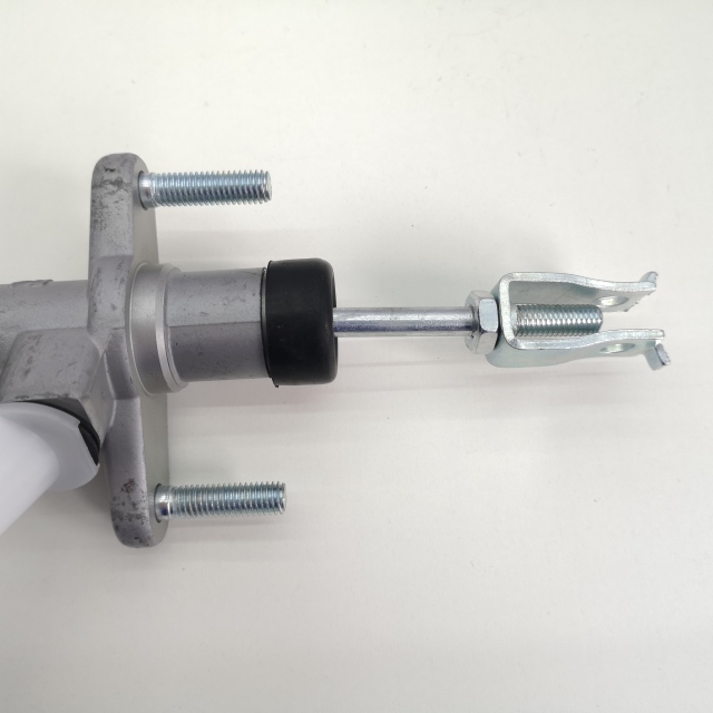 Factory price high quality clutch master cylinder for Toyota AE100 EE100 CE100 31410-12380 31410-12381 31410-12340 31410-12350