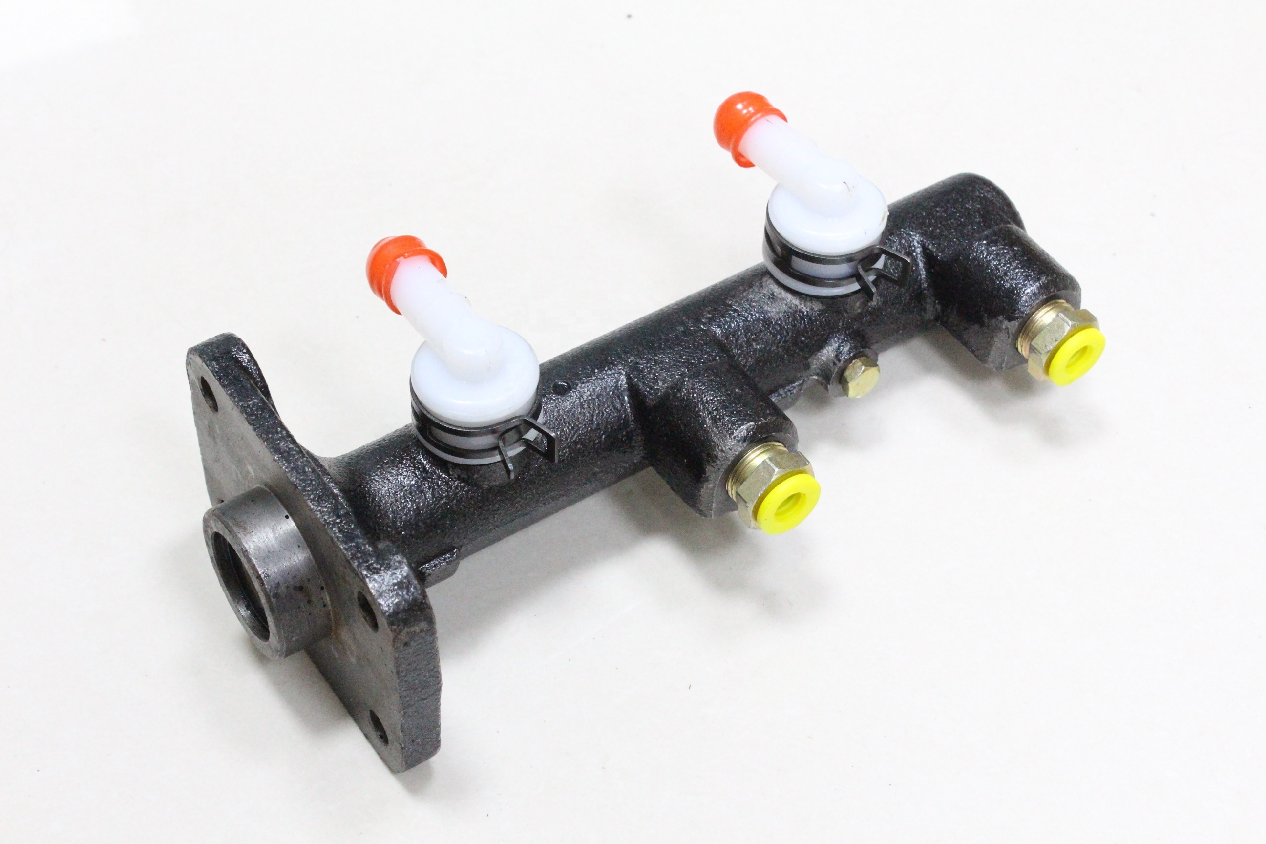 Brake master cylinder for 47201-36080 47201-37070 DYNA BU112