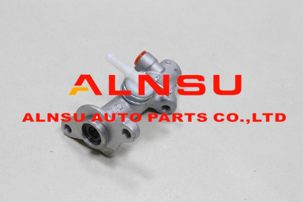 Hight quality Brake master cylinder for NKR66 8-97102437-0 8-97102021-0