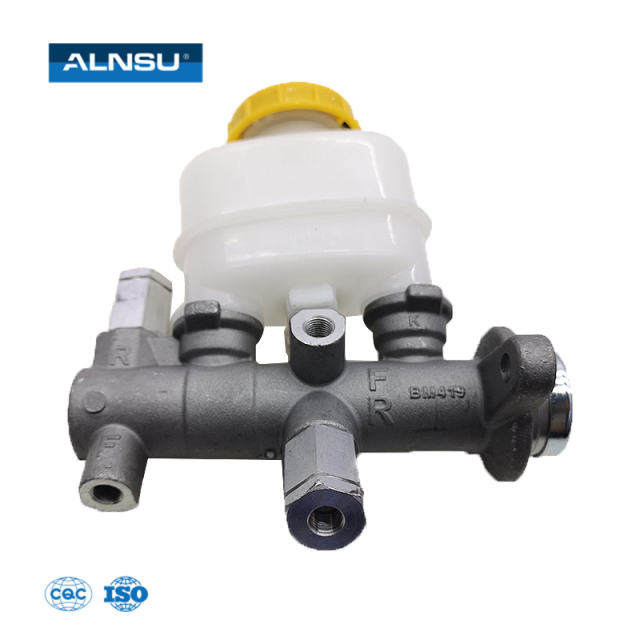 Brake master cylinder For Nissan Sunny 46010-5M100 46010-43U00 46010-4B000