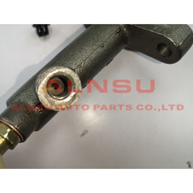 clutch master cylinder for Istana MB100 6612903312 6612903412
