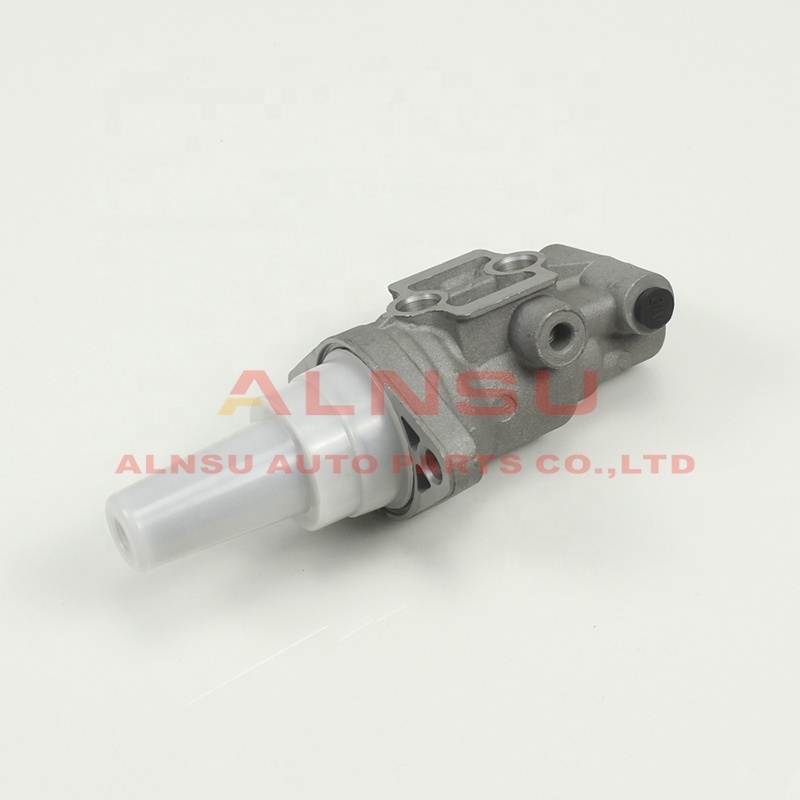 Brake master cylinder For TOYOTA Hiace KDH213 TRH2O3 47207-26030 47207-26020