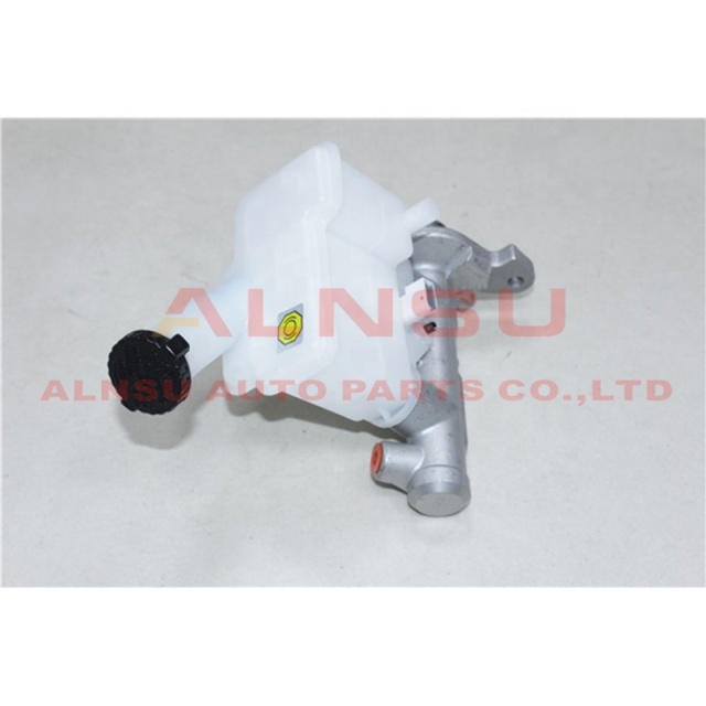 Brake master cylinder for D6010-1HM1A N17 K13