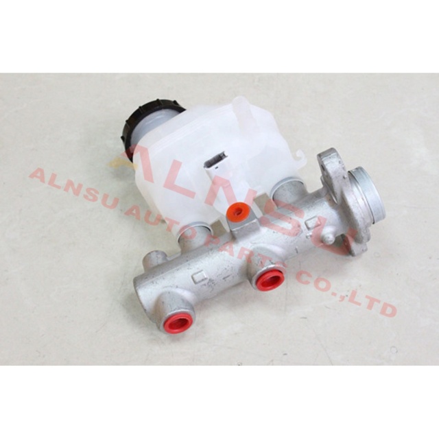 Cilindro maestro de freno para MR527633 CS7 CS6A CS3A 7/8 4625A288 MR527468 MR527470