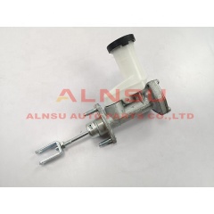 clutch master cylinder for DMAX 8-97943408-0 5/8