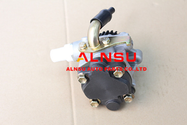 Hot sell Hight quality Power steering pump for Mitsubshi Pajero 4M40 V26 V36 V46 MR922703 MB922703 MR374895